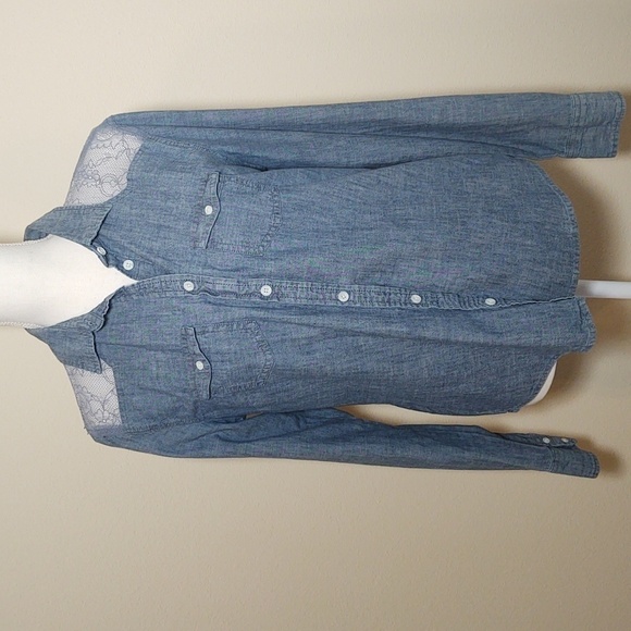 American Eagle Outfitters Women's Long Sleeve Lace Yoke Button Up Shirt - Picture 1 of 11